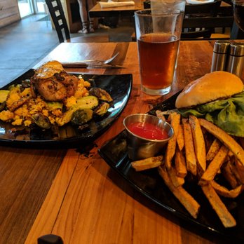 ForkLift Restaurant - Quail, black and blue burger - Southern Near Me - Tupelo, Mississippi