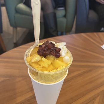 Miel - mango cheesecake bingsoo cup - Cafes Near Me - Palisades Park, New Jersey Miel - mango cheesecake bingsoo cup - Cafes Near Me - Palisades Park, New Jersey
