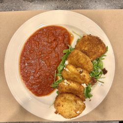 CIBO Express Gourmet Markets - Mozzarella Fritto