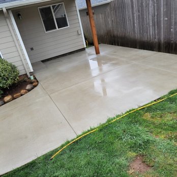 Eddy's NW Remodeling - Finished, pressure washing cleaning. - General Contractors Near Me