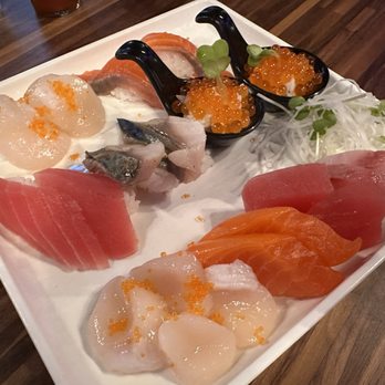 Shoryuken - Sashimi combo and a bunch of nigiri - mackerel and scallop are the best - Hot Pot Near Me - South San Francisco, California Shoryuken - Sashimi combo and a bunch of nigiri - mackerel and scallop are the best - Hot Pot Near Me - South San Francisco, California