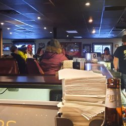 Nob Hill Bar & Grill