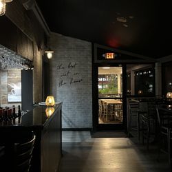 Side Door Cocktail Bar - Cute space