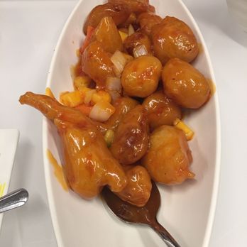 Joy Yee Noodle - Sweet & Sour Chicken - Chinese Near Me - Chicago, Illinois