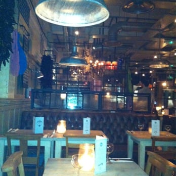 Bill's - British Near Me - Bristol, BST