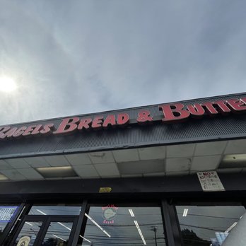 Bagels Bread & Butter - the outside of a restaurant - Delis Near Me - Staten Island, New York Bagels Bread & Butter - the outside of a restaurant - Delis Near Me - Staten Island, New York