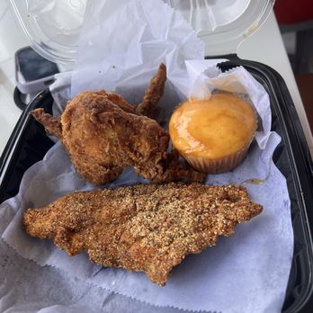 Cleo's Southern Cuisine - Catfish and Fried Chicken - Southern Near Me - Chicago, Illinois Cleo's Southern Cuisine - Catfish and Fried Chicken - Southern Near Me - Chicago, Illinois