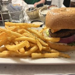 Duck's Nest II - Cajun shrimp burger
