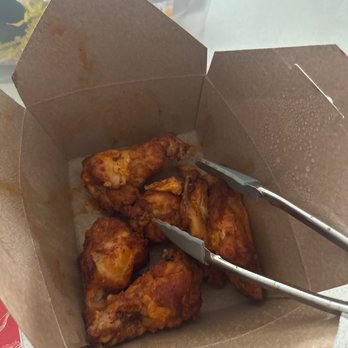 Pizza Twist - Super hot buffalo wings - Pizza Near Me - Meridian, Idaho Pizza Twist - Super hot buffalo wings - Pizza Near Me - Meridian, Idaho