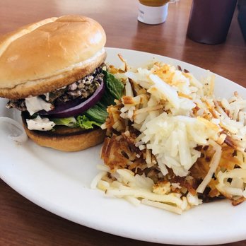 Old 61 Diner - Vegan burger and hash brown - American Near Me - Boscobel, Wisconsin