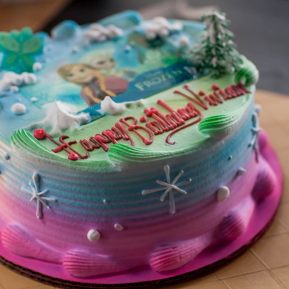 Mr. Cake - Frozen themed cake! - Bakeries Near Me - Chicago, Illinois Mr. Cake - Frozen themed cake! - Bakeries Near Me - Chicago, Illinois