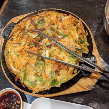 Yet Tuh - Green onion pancake with seafood. - Korean Near Me - Doraville, Georgia