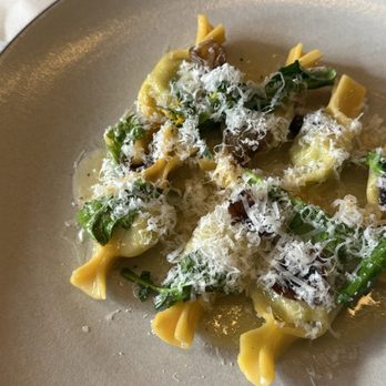 Fradei Bistro - Wine Bars Near Me - Brooklyn, New York Fradei Bistro - Wine Bars Near Me - Brooklyn, New York