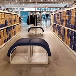 ASICS Outlet - Lots of benches