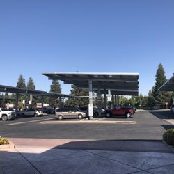 Comprehensive Blood & Cancer Center - By the end of the day plenty of parking. Usually so hard to find a place