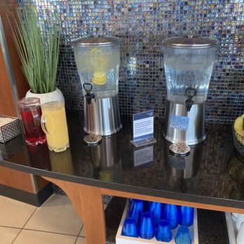 United Club - Airport Lounges Near Me - Las Vegas, Nevada United Club - Airport Lounges Near Me - Las Vegas, Nevada