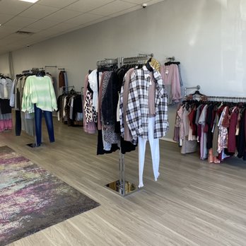 Five And Company - Women's Clothing Near Me - Yukon, Oklahoma Five And Company - Women's Clothing Near Me - Yukon, Oklahoma