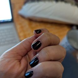 Pioneer Nail Bar - Gel manicure already chipping in 1 day