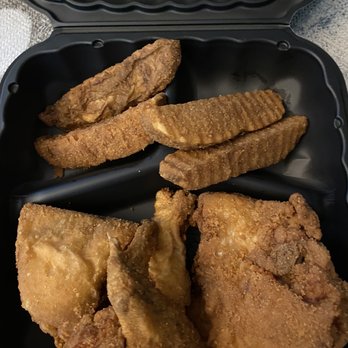 The Crispy Coop - Half chicken dinner with one breast, one thigh, one wing, and one leg all done traditional, two sides were both Texas potatoes - Chicken Wings Near Me - Columbus, Ohio