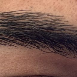 Eyebrow after threading