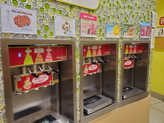 Menchie's Frozen Yogurt by null