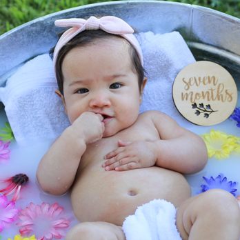Photography By Maritza V - Baby Milk bath - Session Photography Near Me Photography By Maritza V - Baby Milk bath - Session Photography Near Me