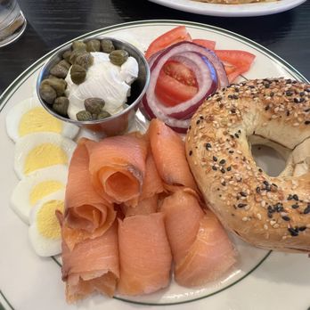 Billy G's - Everything Bagel and Lox, hash browns - Breakfast & Brunch Near Me - Chesterfield, Missouri Billy G's - Everything Bagel and Lox, hash browns - Breakfast & Brunch Near Me - Chesterfield, Missouri