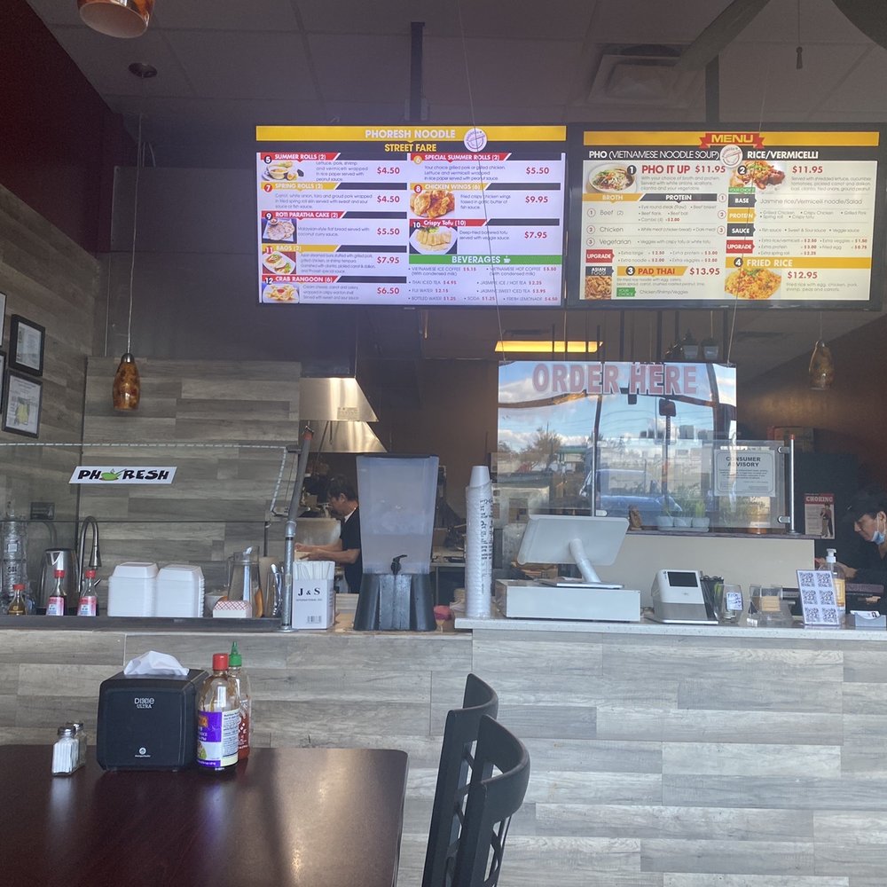 Phoresh - Clean + staff are nice and friendly. - Vietnamese Near Me - Orlando, Florida Phoresh - Clean + staff are nice and friendly. - Vietnamese Near Me - Orlando, Florida