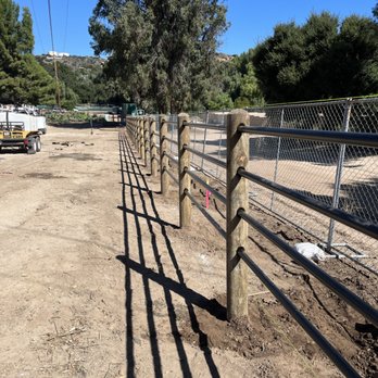 Jacked Construction - Fencing - General Contractors Near Me Jacked Construction - Fencing - General Contractors Near Me