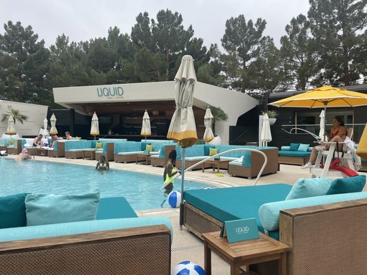 LIQUID Pool Lounge by null