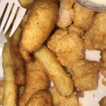 Harbor Inn Seafood - Hair in food - Seafood Near Me - Hickory, North Carolina