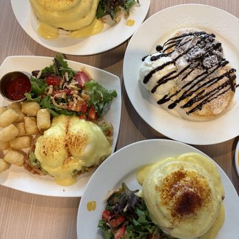 Fuwa Fuwa - Cookies & Cream Pancake, Bacon Eggs Benedict Pancake, Breakfast Croffle with Avocado - Pancakes Near Me - Langley Township, British Columbia Fuwa Fuwa - Cookies & Cream Pancake, Bacon Eggs Benedict Pancake, Breakfast Croffle with Avocado - Pancakes Near Me - Langley Township, British Columbia
