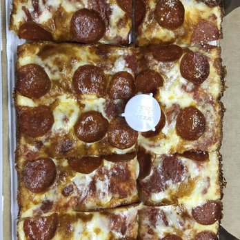 Jet's Pizza - Amazing pizza! - Pizza Near Me - Tomball, Texas