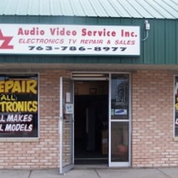 Az Audio & Video - Front of store
