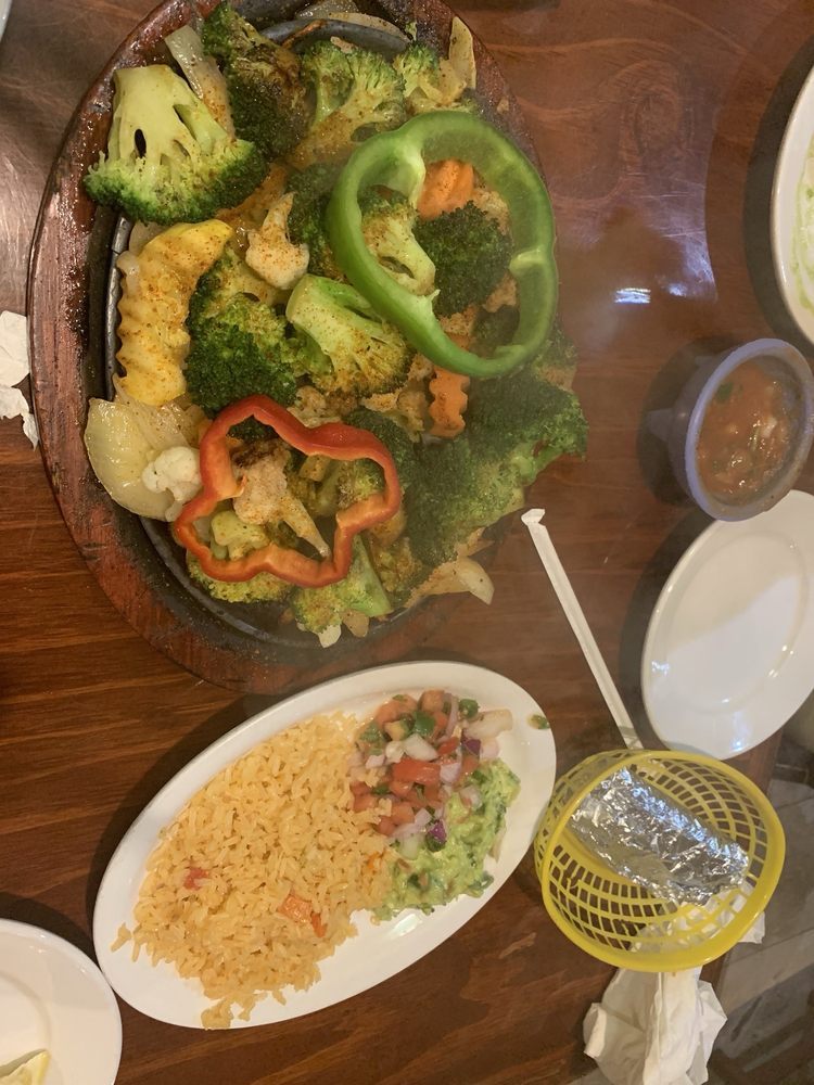 El Mariachi Mexican Grill