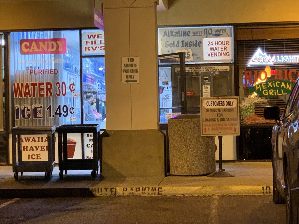 WATER AND ICE DISCOUNT SUPERSTORE Updated October 2024 16 Photos & 17 Reviews 929 N Val