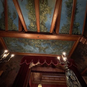Chateau-sur-Mer - Ceiling. - Landmarks & Historical Buildings Near Me - Newport, Rhode Island Chateau-sur-Mer - Ceiling. - Landmarks & Historical Buildings Near Me - Newport, Rhode Island