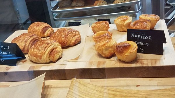 Pixie Boulangerie by null