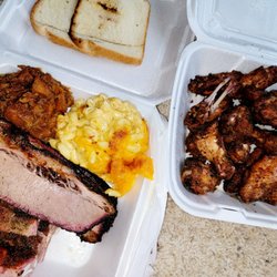 TDT BBQ - 20 wings and 2 meat combo plate