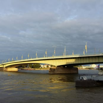 Deutzer Brücke - Premiere und so in der Form einzigartig in Europa. Beflaggung mit 58 Pride Flags zum ColognePride. - Landmarks & Historical Buildings Near Me - Cologne, NW