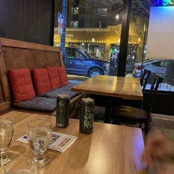 Anna's Thai Kitchen - Thai Near Me - Chicago, Illinois Anna's Thai Kitchen - Thai Near Me - Chicago, Illinois