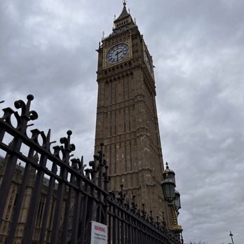 Big Ben - Landmarks & Historical Buildings Near Me
