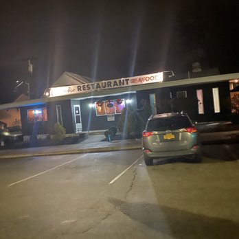 Paradise Restaurant - Pizza Near Me - Verplanck, New York