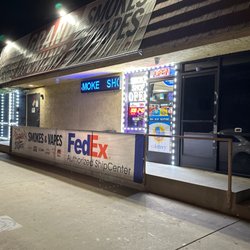 City One Smokes - Front of the shop