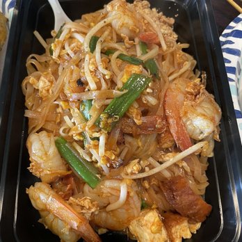 Sala Thai - Pad Thai with shrimp - Thai Near Me - Fremont, California Sala Thai - Pad Thai with shrimp - Thai Near Me - Fremont, California
