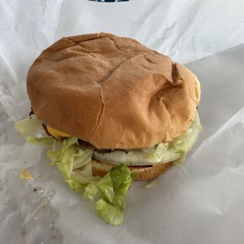 Dave's Giant Hamburger - Burgers Near Me - Fairfield, California Dave's Giant Hamburger - Burgers Near Me - Fairfield, California
