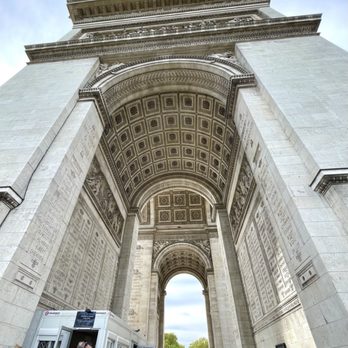 L'Arc de Triomphe - Arc de Triomphe (pic taken on 09/27/2023) - Landmarks & Historical Buildings Near Me - Paris, 75