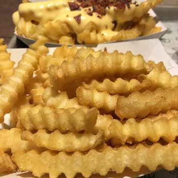 Shake Shack El Segundo - Fries - Burgers Near Me - El Segundo, California Shake Shack El Segundo - Fries - Burgers Near Me - El Segundo, California