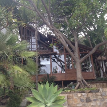 Marbella Club Hotel - Boutique shop near the beach pool - Hotels Near Me - Marbella, Massachusetts