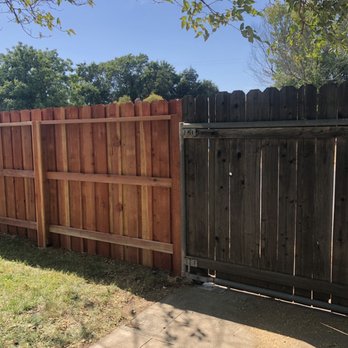 Fence Lifts - Old fence and new fence side by side. - Fences & Gates Near Me - Roseville, California
